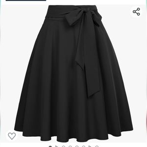 High waist A-line black shirt with pockets and bow